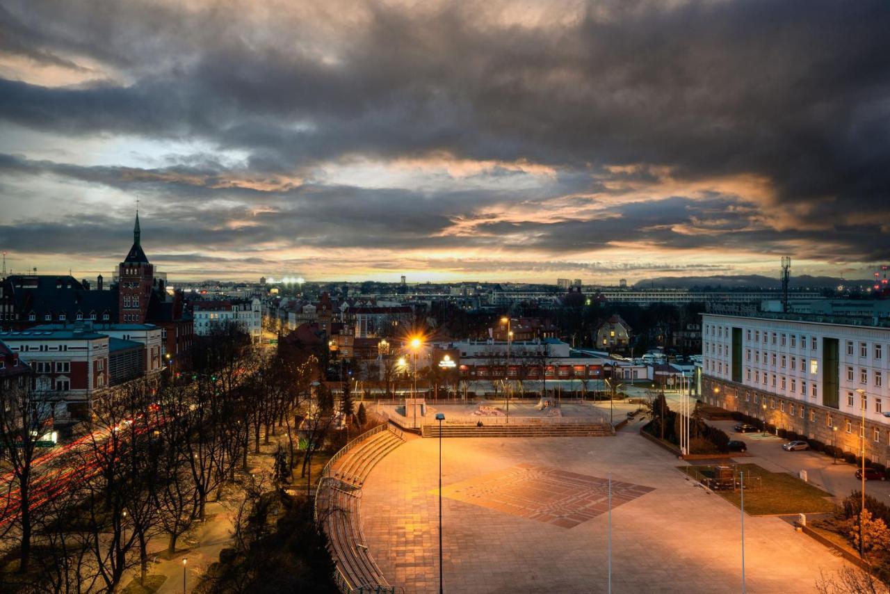 Kairos Apartments - Gold - Darmowy Parking, Scisle Centrum Gliwice Eksteriør billede
